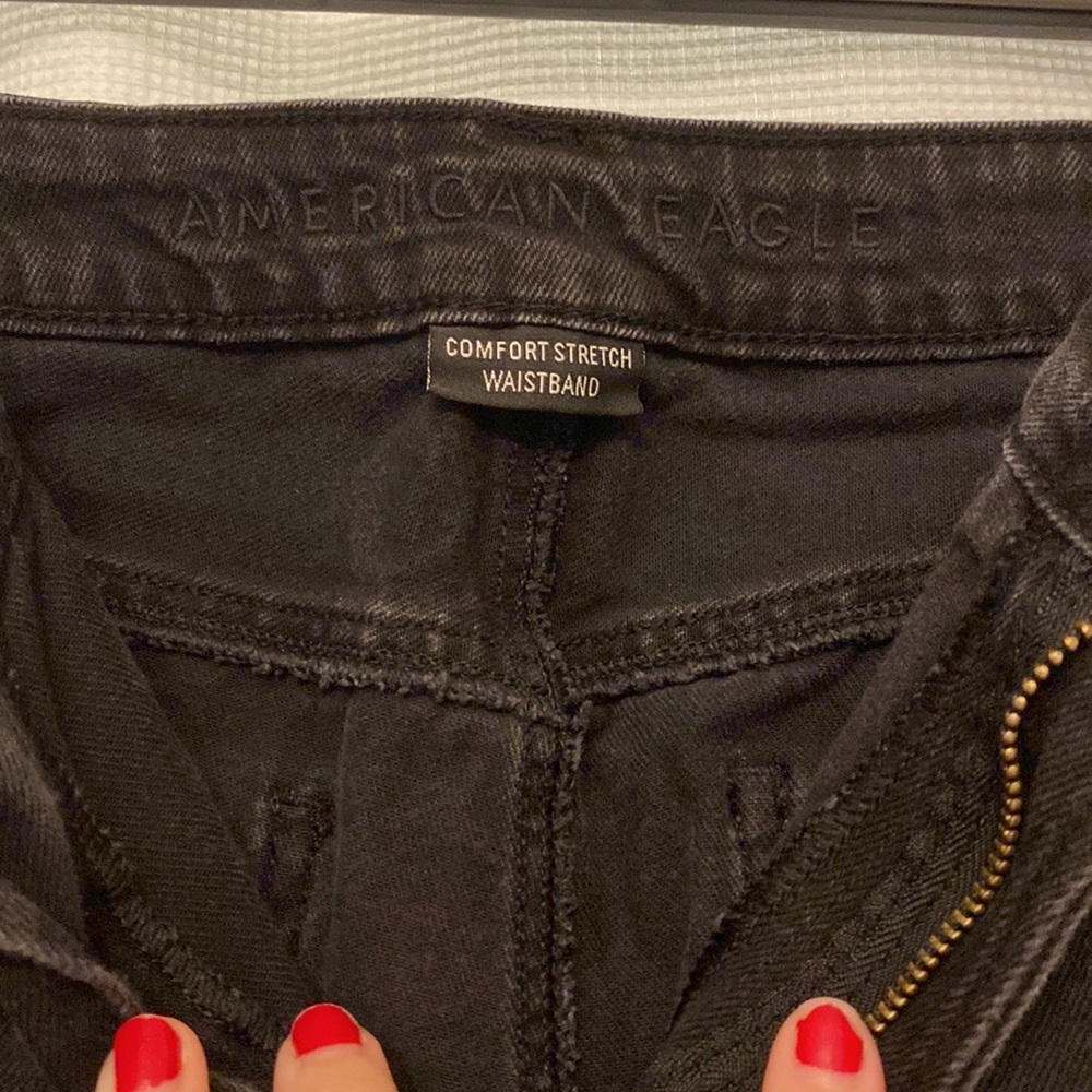 AE Ripped Mom Jean - Picture 6 of 7
